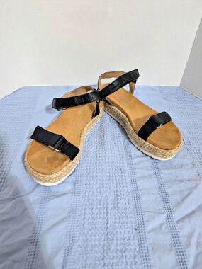 Sun + Stone "Rylaan" Black Flatform #Sandals Size 9